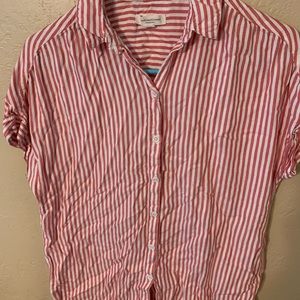 Pre-loved shirt sleeve button up light pink with vertical white stripes